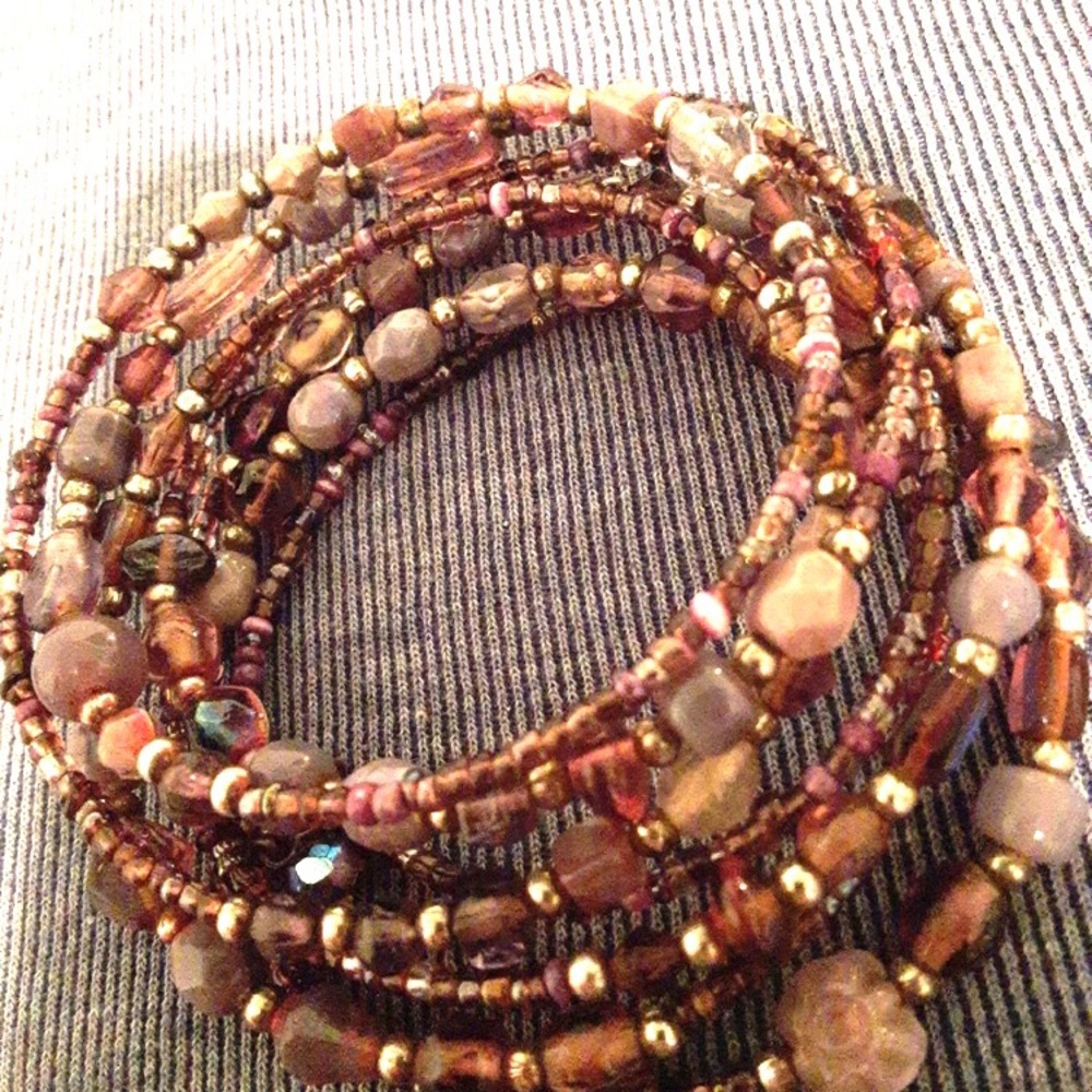 Elegant Spiral Beaded Bracelt